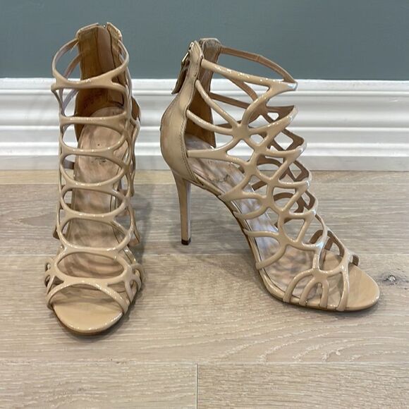 Aldo 6.5 Women’s shoe with a 4” heel. - Picture 5 of 7